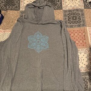 Life is good -Gray Mandala hoodie with front pouch -XXL but loose fit